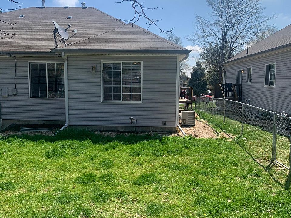 2nd image of 321 25th Avenue Ct #B