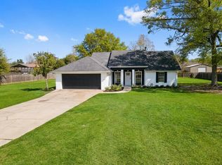 2720 Twin Oaks Rd, Sulphur, LA 70663