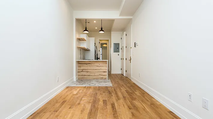 Rented by Nooklyn NYC LLC | media 11