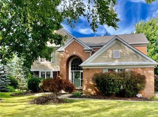 10019 Ezra Ct, Twinsburg, OH 44087