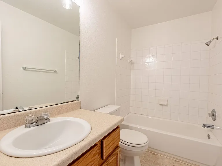 12905 Thomas Jefferson St — Photo 10