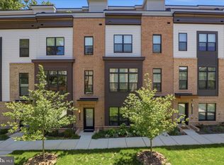 2110 Tysons Ridgeline Rd, Falls Church, VA 22043