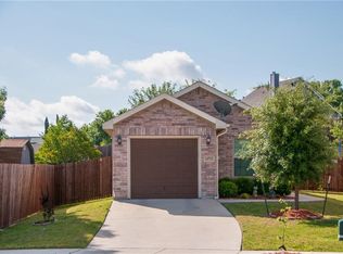 10713 Deauville Dr, Fort Worth, TX 76108