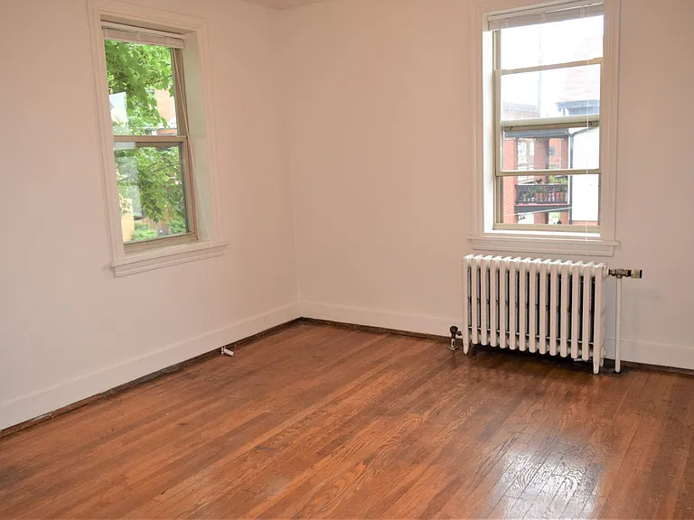 725 S Negley Ave — Photo 5