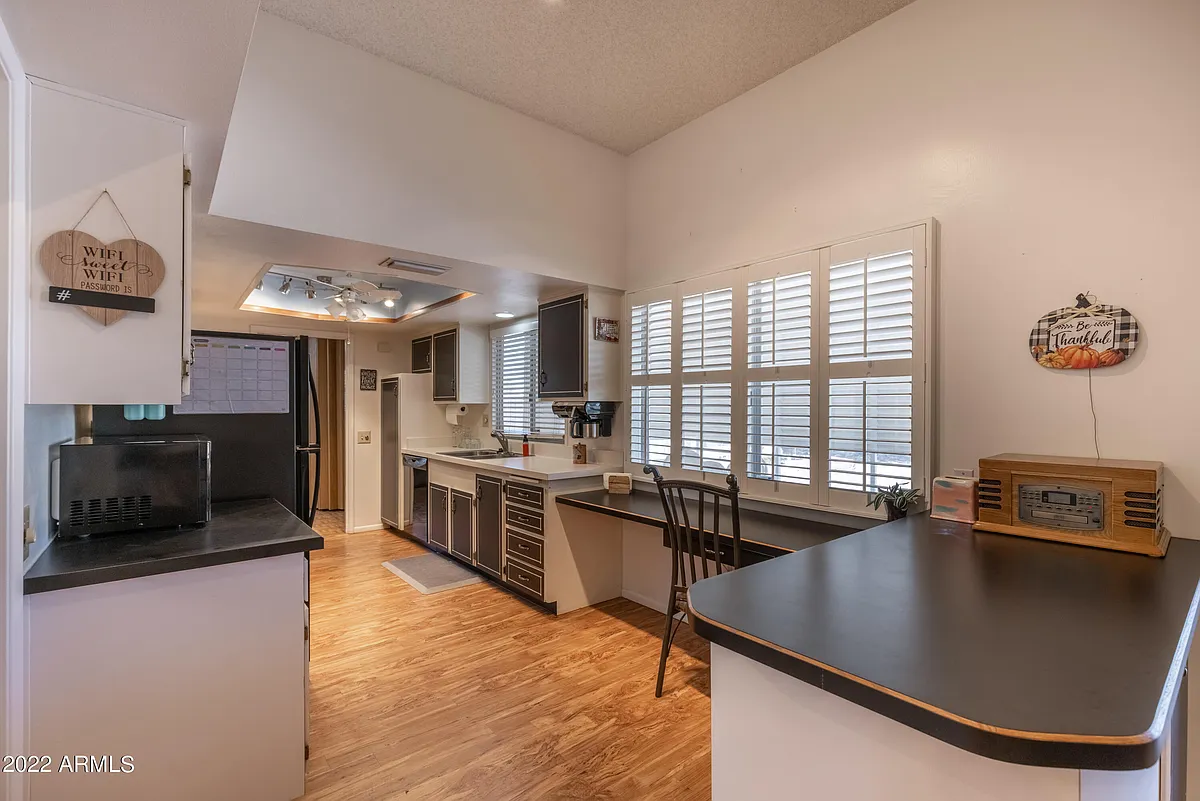 Building Photo - 10638 W Sequoia Dr