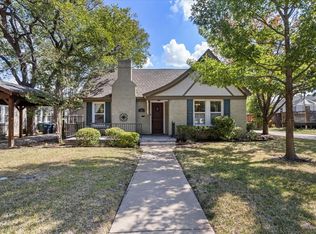 2205 Stanley Ave, Fort Worth, TX 76110
