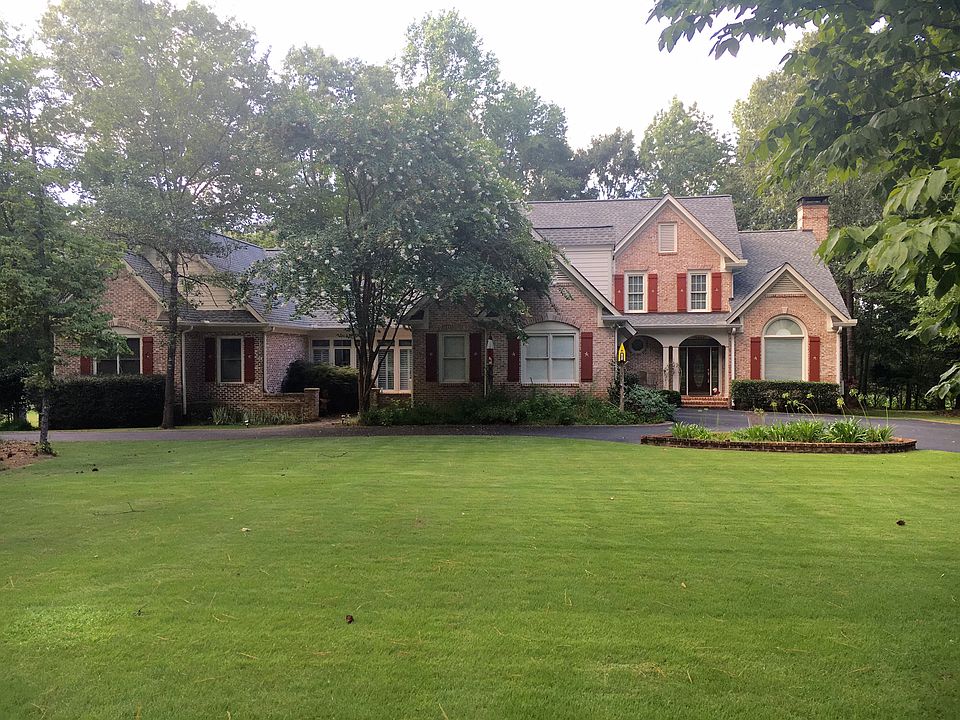 1st image of 109 Blue Heron Dr #13