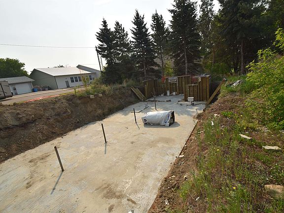 5th image of 3404 1st St W