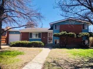 3208 Scranton St, Aurora, CO 80011