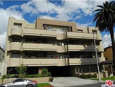 1st image of 4943 Rosewood Ave APT 204