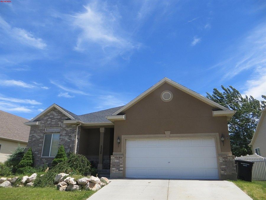 1st image of 5520 N Windsor Way