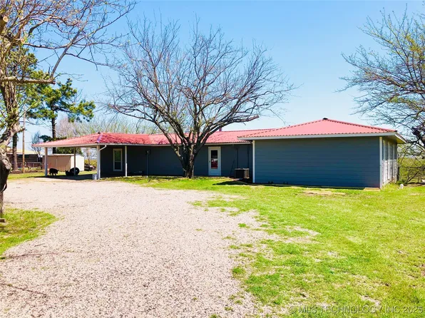 5586 Hummingbird Ln, Kingston, OK 73439