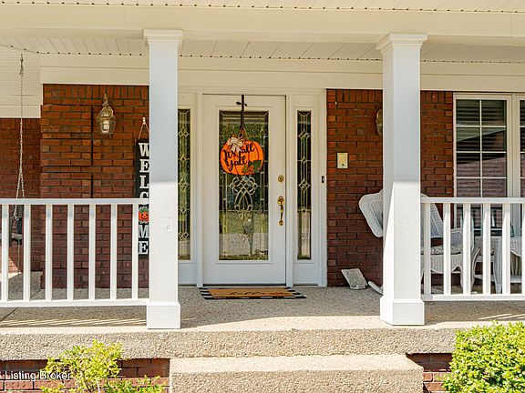 3rd image of 9409 Amber Ridge Ct