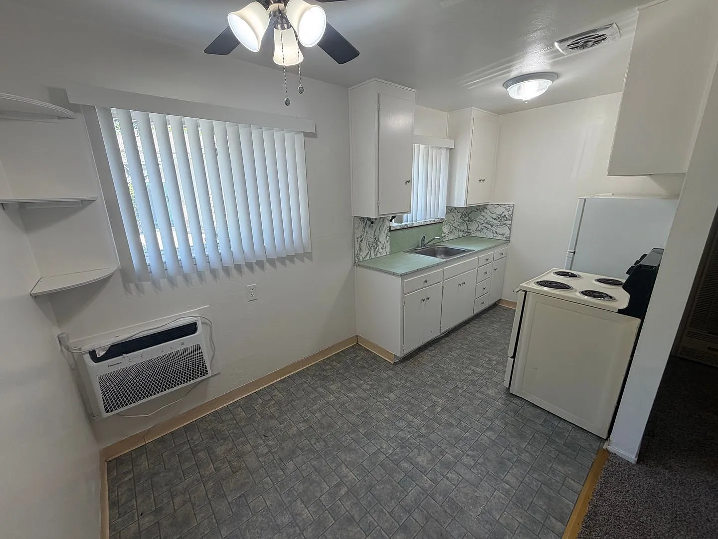 1 bedroom | 1 bathroom | Midtown apartment — Photo 3