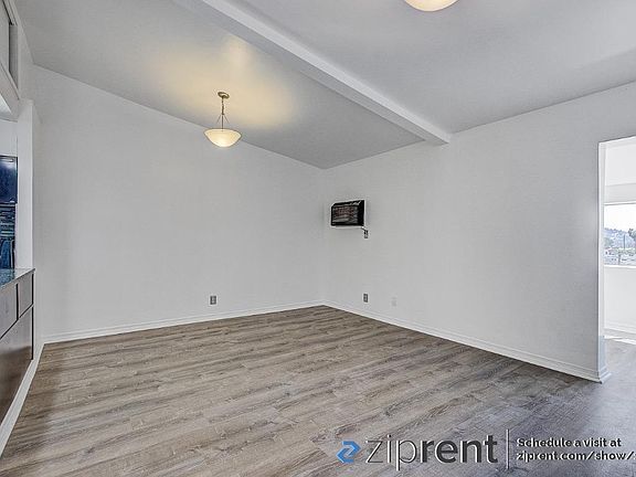 3rd image of 3030 Valle Vista Dr APT 6