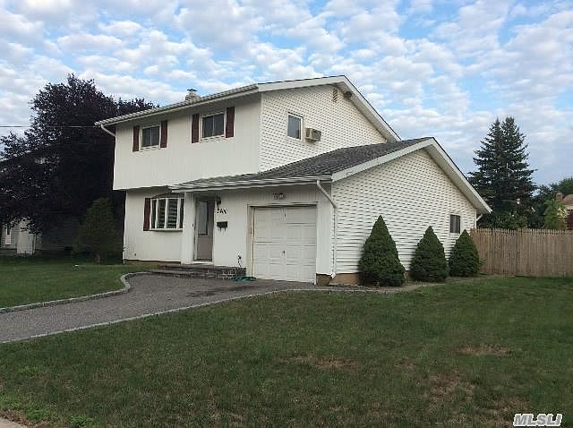 1st image of 2400 Wallen Ln