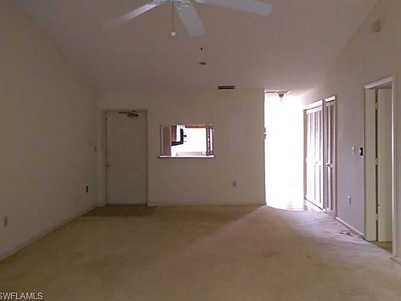 3rd image of 5483 Peppertree Dr #4