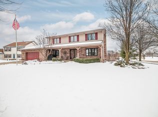 42 Crofton Ct, Oswego, IL 60543