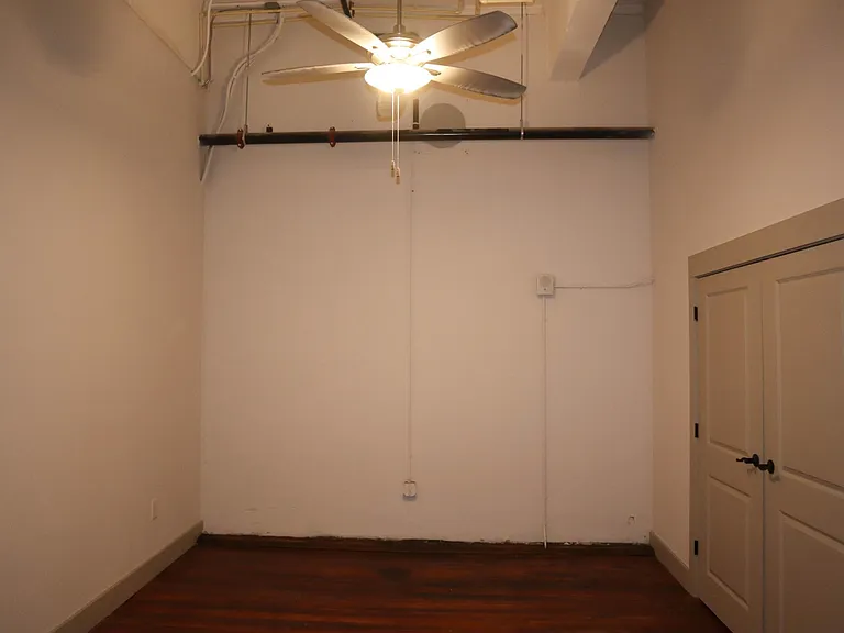 536 3rd St #106 — Photo 9