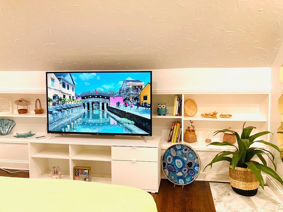 Bedroom on 2nd Floor with 55_ 4k TV