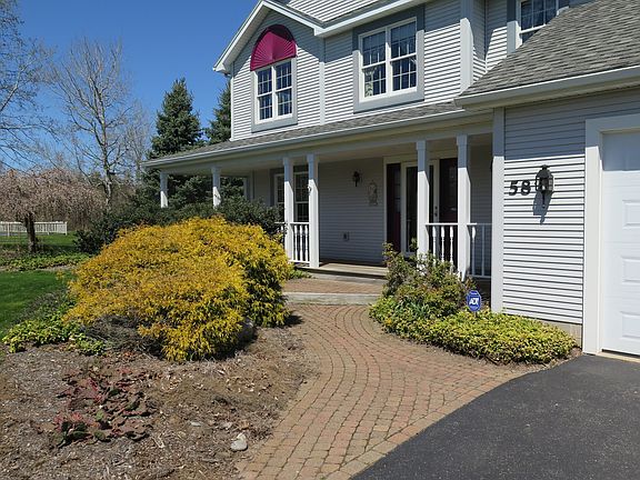 2nd image of 58 Deertrack Ln