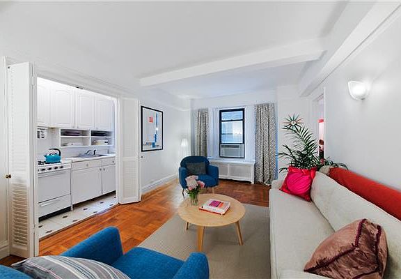 3rd image of 127 W 96th St APT 9E