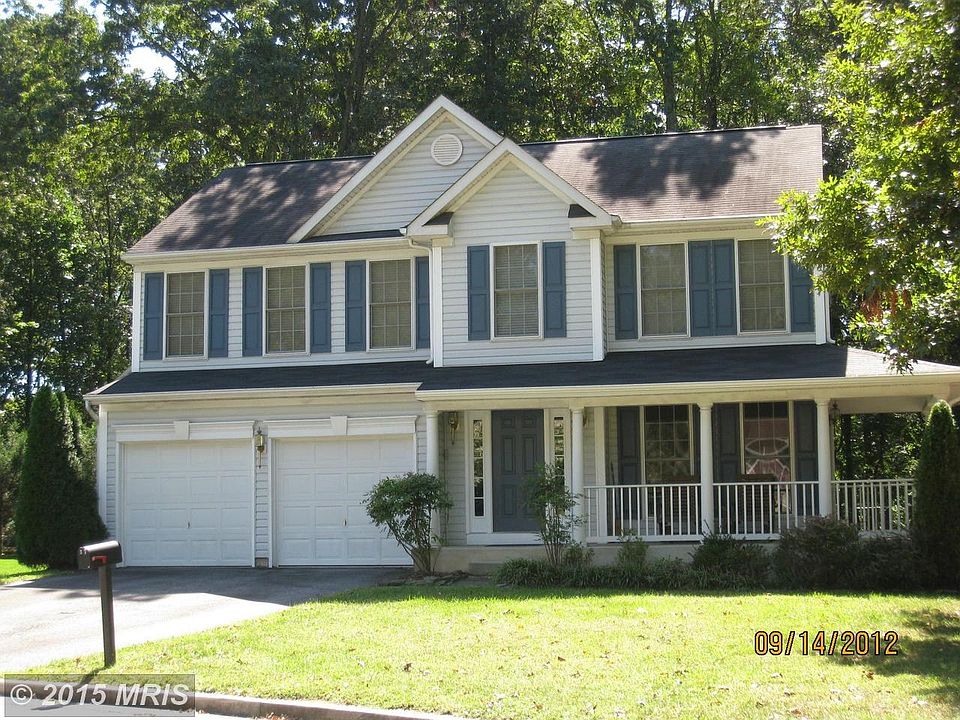 Welcome to 37 Robinson Landing Rd!