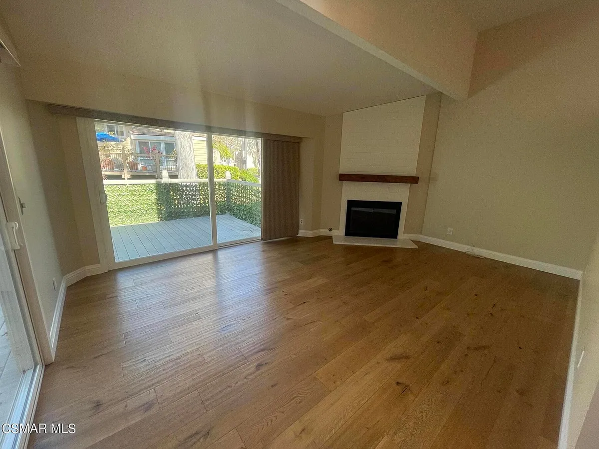 2 bed, 2.5 bath, 1776 sqft, $4,795 — Photo 4