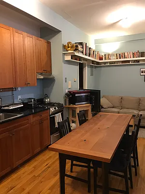 Rented by Capri Jet Realty Corp | media 22