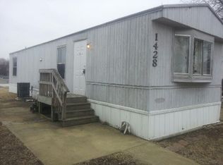 1428 Santa Margarita St, Saint Charles, MO 63303