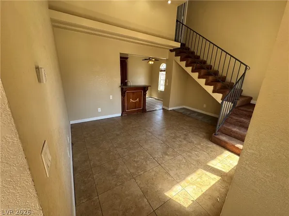 3976 Colors Ct Unit 39, Las Vegas, NV 89103