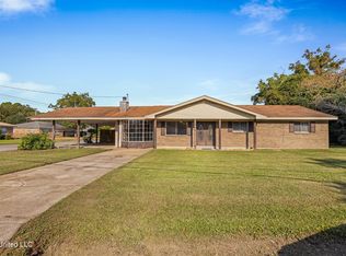298 N Burke Ave, Long Beach, MS 39560
