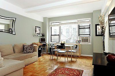 4th image of 30 E 37th St APT 3F