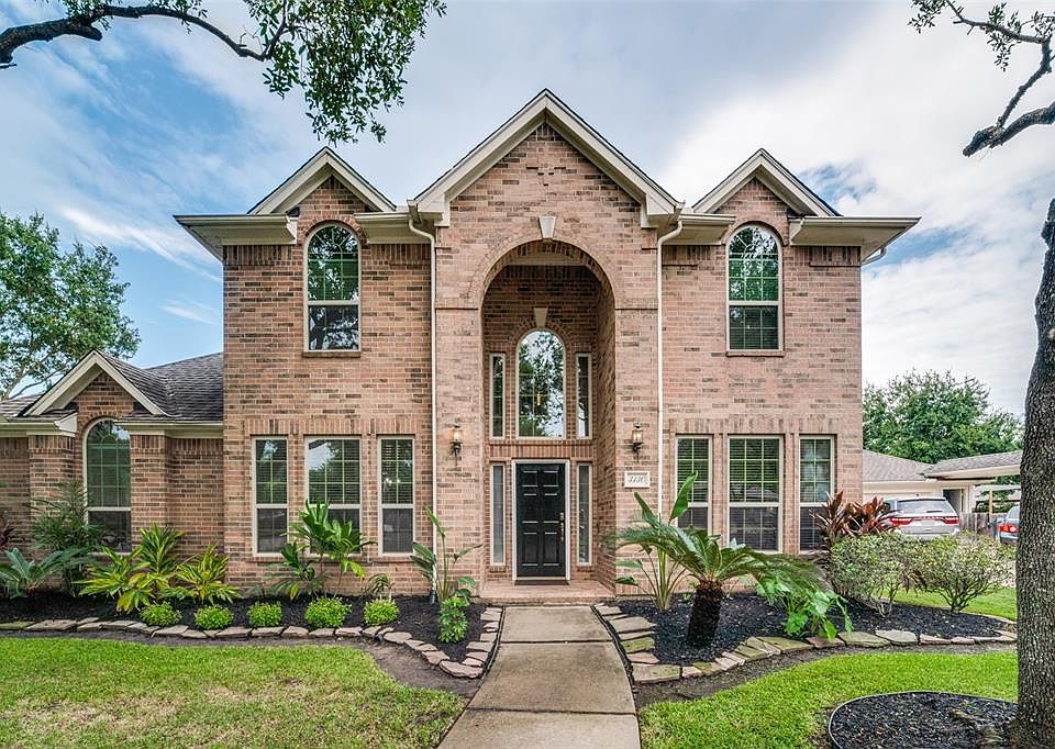 1st image of 3130 Shore Brook Cir