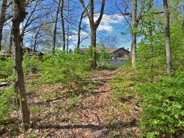 2708 E 1959th Rd, Ottawa, IL 61350