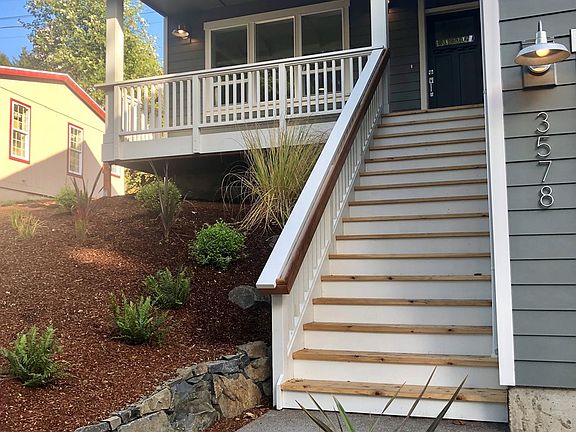 2nd image of 3578 NE Reef Dr