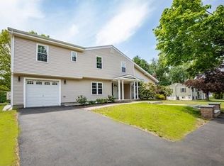 5 Hampshire Rd, Peabody, MA 01960