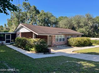 107 Weerts Rd, San Mateo, FL 32187