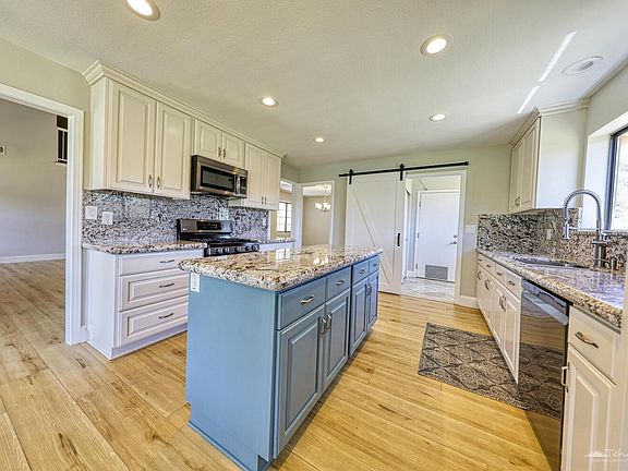 2nd image of 24121 Martingale Way