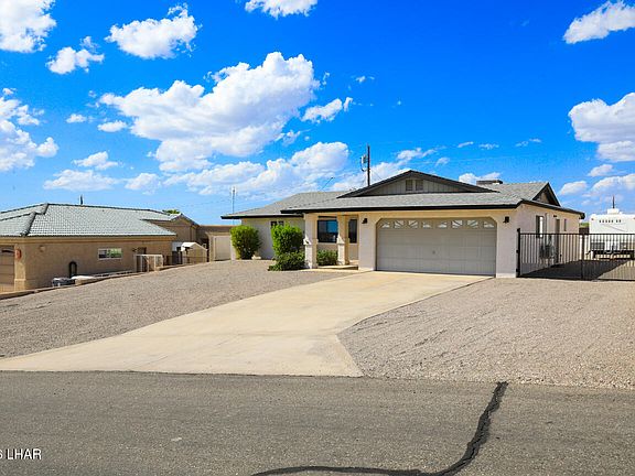 3rd image of 3075 Dogwood Dr