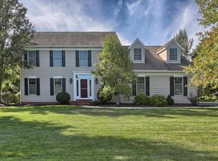 39 Thresher Ct, Lititz, PA 17543