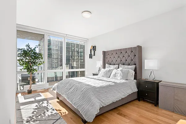 Rented by Corcoran | media 1