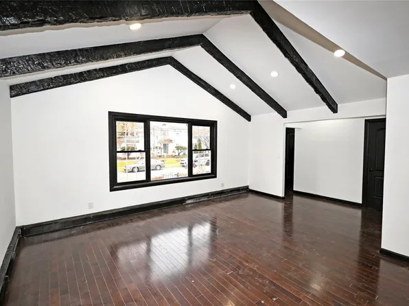 194-08 116th Avenue, Saint Albans, NY 11412