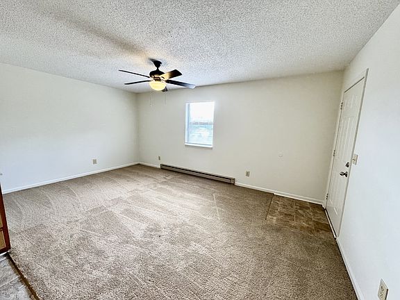 5th image of 712 Patton Cir #27