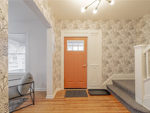 2nd image of 153 Barton St