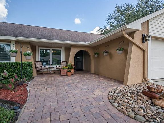 2nd image of 4223 Interlake Dr
