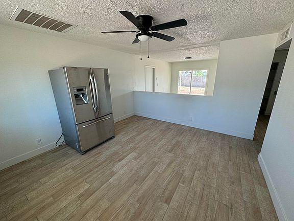 2nd image of 157 W Juniper St #1