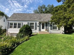 1316 62nd St, Des Moines, IA 50311