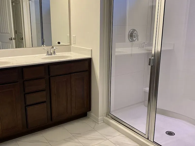 1021 Livingstone Ln — Photo 17