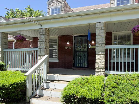 3rd image of 2412 Bradley Ave